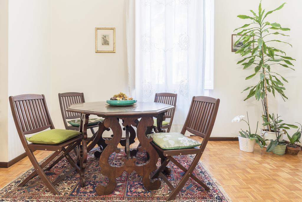 Flower'S Market Apartment - Charme Holidays روما المظهر الخارجي الصورة