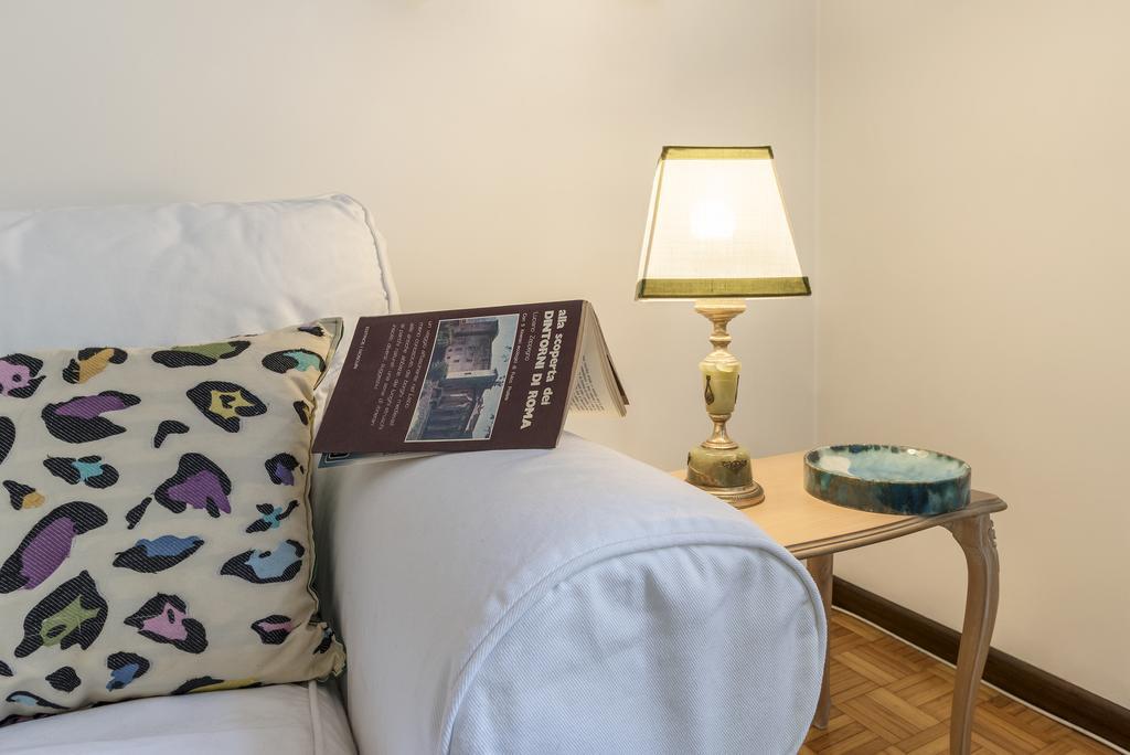 Flower'S Market Apartment - Charme Holidays روما المظهر الخارجي الصورة