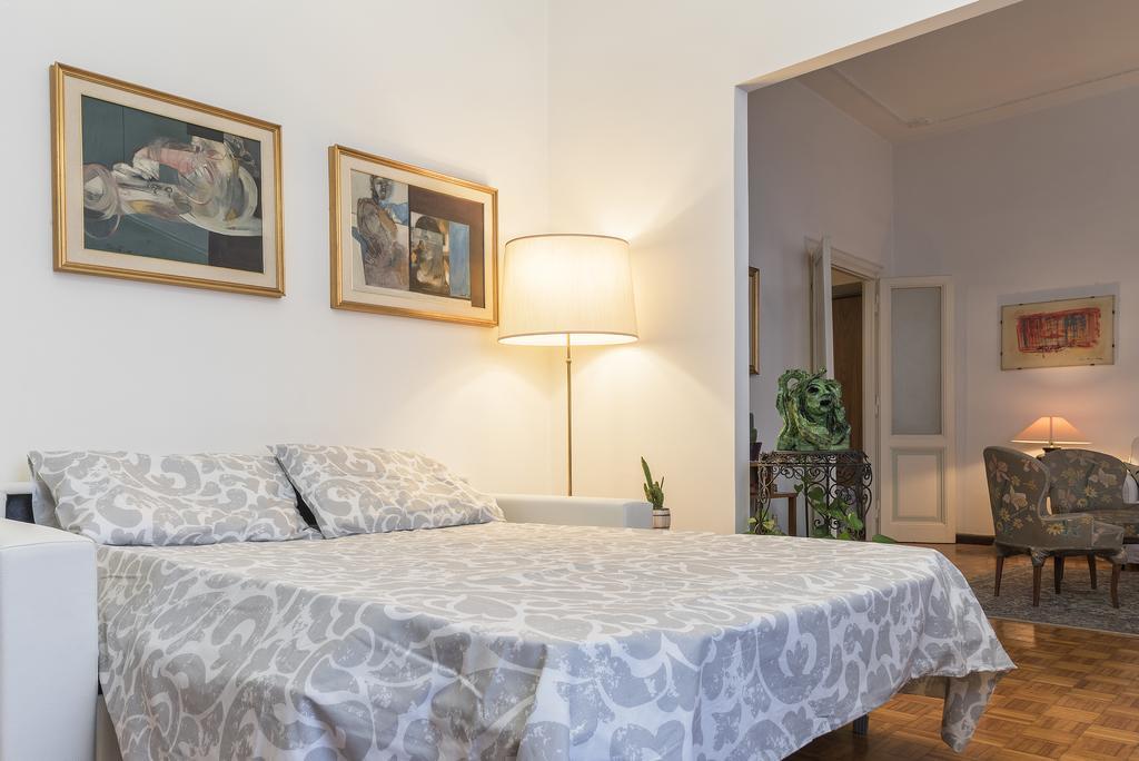 Flower'S Market Apartment - Charme Holidays روما المظهر الخارجي الصورة