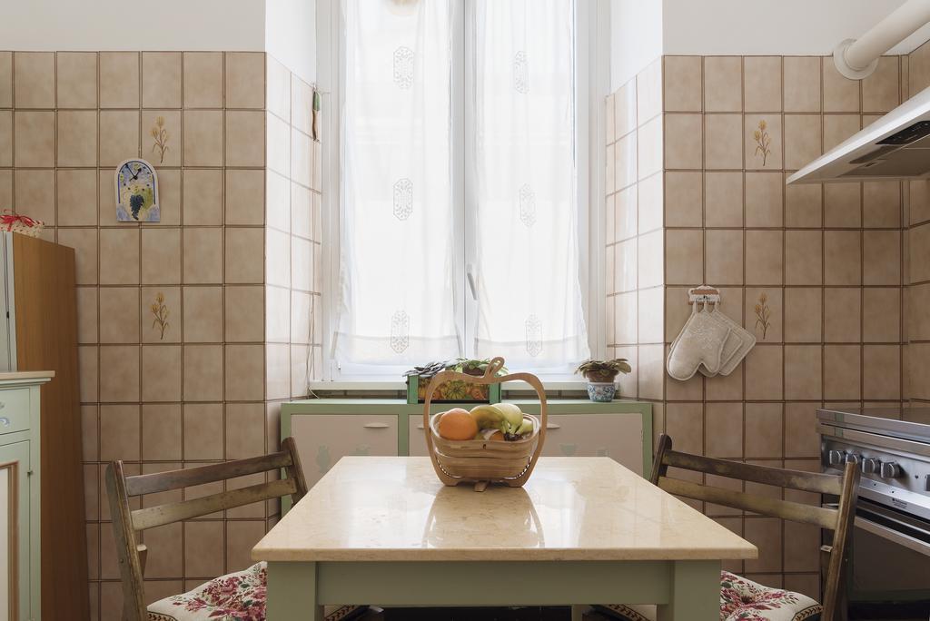 Flower'S Market Apartment - Charme Holidays روما المظهر الخارجي الصورة