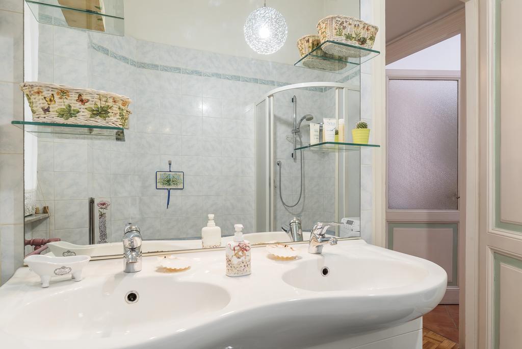 Flower'S Market Apartment - Charme Holidays روما المظهر الخارجي الصورة
